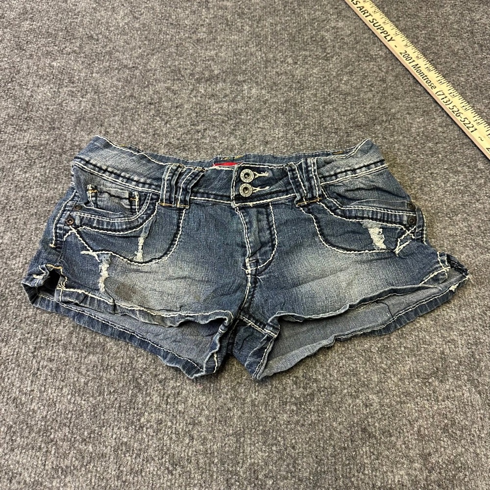 Bongo Shorts Womens Size 9 Blue Denim Low Rise Distressed Y2K Contrast Stitch